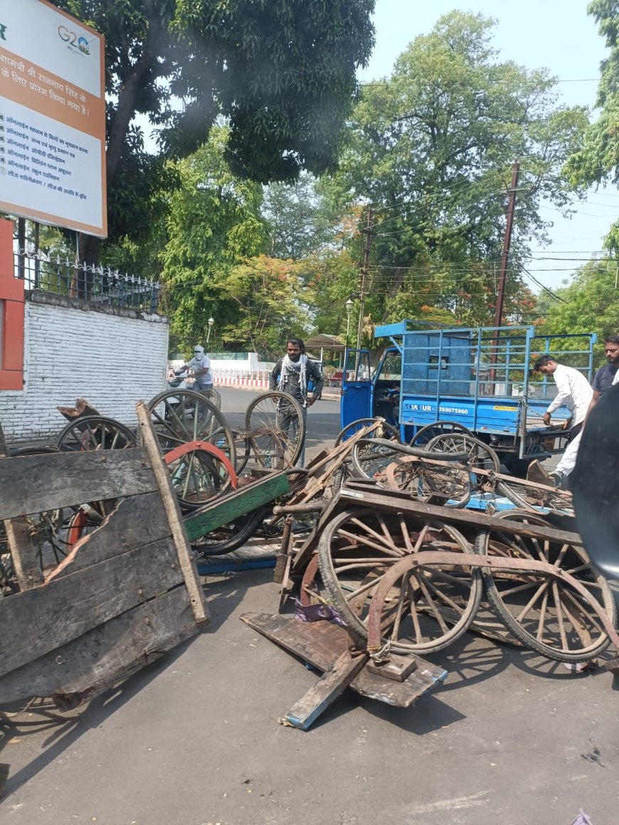 जब्त करते तोड़ा क्यों...मुआवजा दो, गोराबाजार क्षेत्र के कब्जा हटाने का मामला