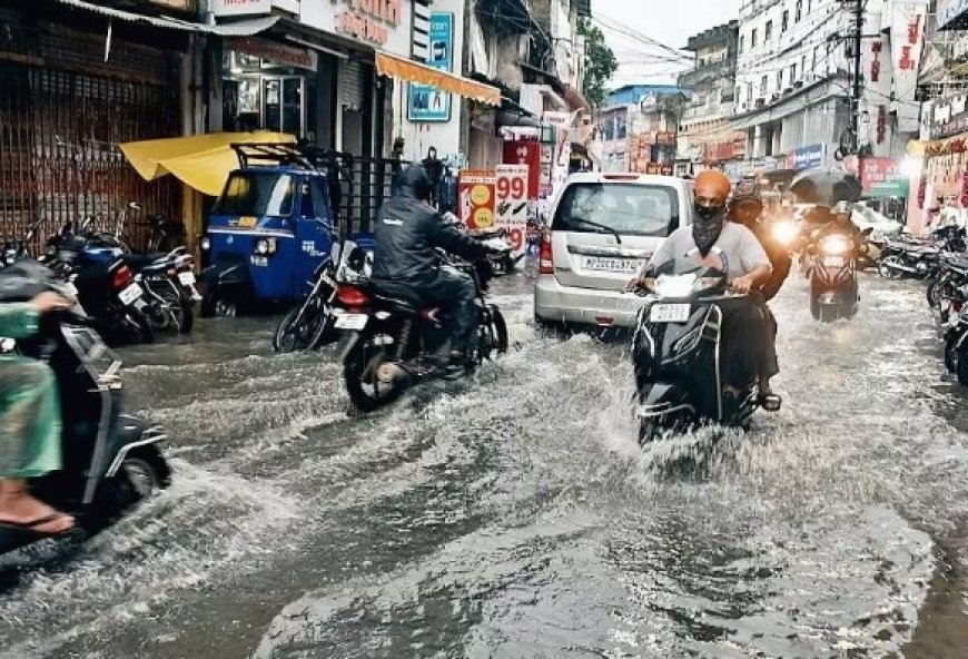 जिले में  तेज बारिश,जलप्लावन से परेशान लोग,निचले क्षेत्रों में भरा पानी